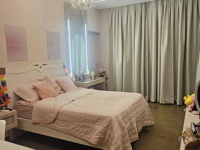 Imagem 16: Imóvel para Venda Tem 450 Metros Quadrados com 5 Quartos em Cidade Alpha - Eusébio - Ce