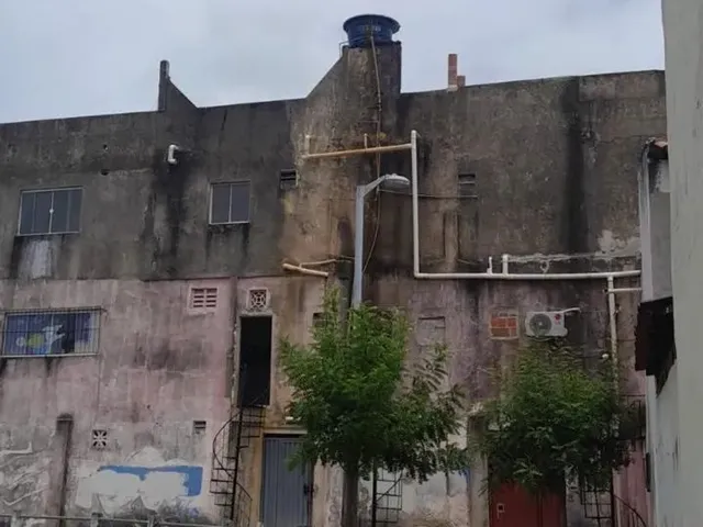 Imagem: Vendo Ou Troco Prédio de Quatro Andares