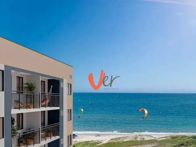 Imagem: O apartamento possui 2 Dormitórios, 1 Suíte, 2 Banheiros,