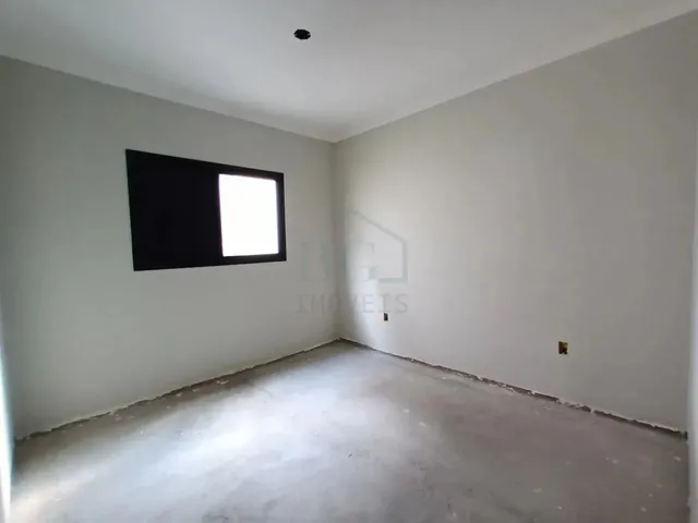 Imagem 6: Casa À Venda em Bairro Nobre