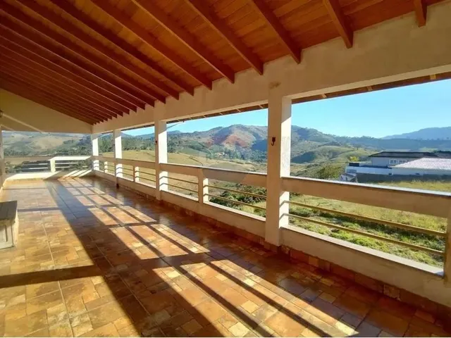 Imagem 13: Casa À Venda, com 4 Quartos, Sendo 2 Suítes, Ampla Varanda, Ampla Área Aberta E