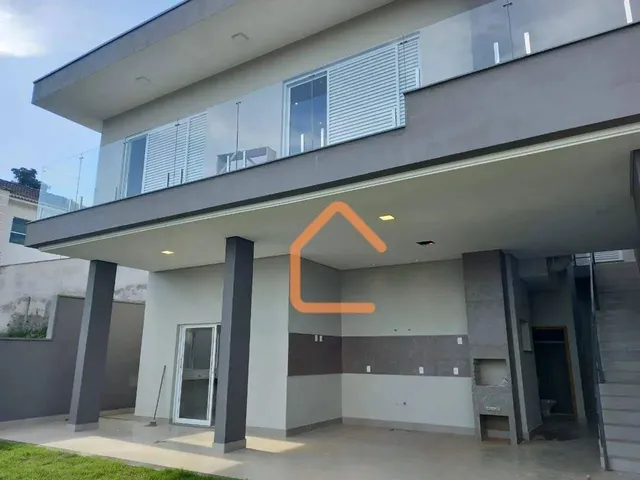 Imagem: Casa com 3 Dormitórios À Venda, 255 M²