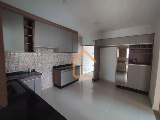 Imagem: Casa com 3 Dormitórios À Venda, 134 M²