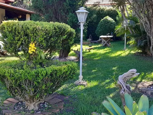 Imagem 3: Linda Chacrinha Caxambu
