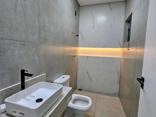 Imagem 4: Casa Moderna em Pouso Alegre com Alto Padrão de Acabamento e Excelente Localização
