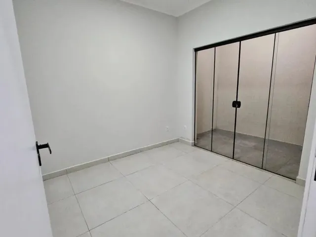 Imagem 6: Casa Moderna em Pouso Alegre com Alto Padrão de Acabamento e Excelente Localização