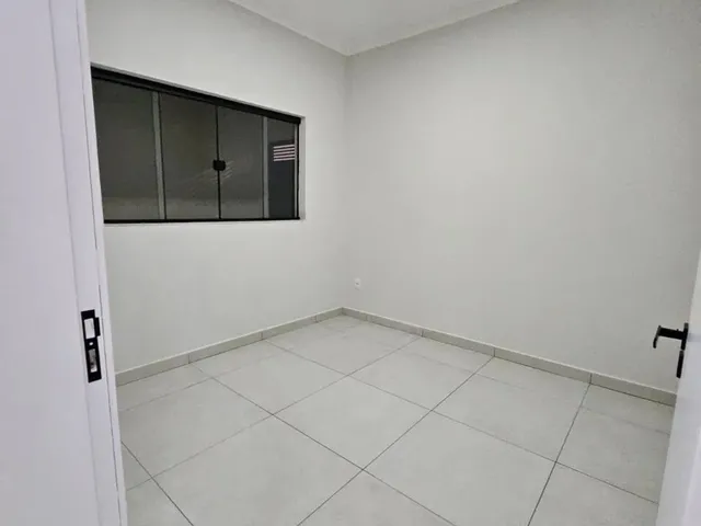 Imagem 7: Casa Moderna em Pouso Alegre com Alto Padrão de Acabamento e Excelente Localização