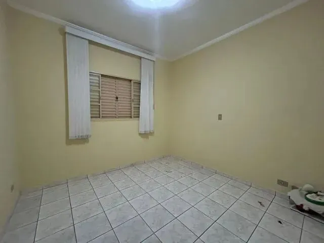 Imagem 8: Excelente Casa a Venda em Passos com Parcelas