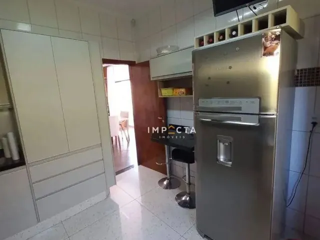 Imagem 2: Casa com 3 Dormitórios À Venda, 281 M² por R$ 950.000,00 - Pousada dos Campos III