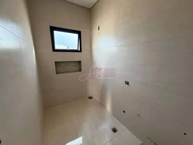 Imagem 9: Casa com Excelente Localização e Acabamento!