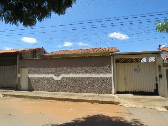 Imagem 5: Excelente Oportunidade - Casa a Venda no Bairro Park do Retiro em...