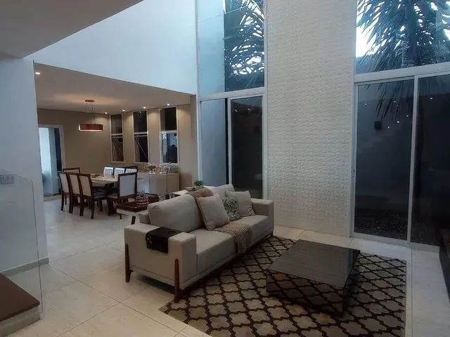 Imagem 9: Casa de Alto Padrão a Venda no Alta Vila