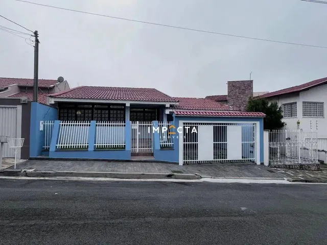 Imagem 4: Casa com 4 Dormitórios À Venda por R$ 1.450.000,00 - Pousada dos Campos - Pouso