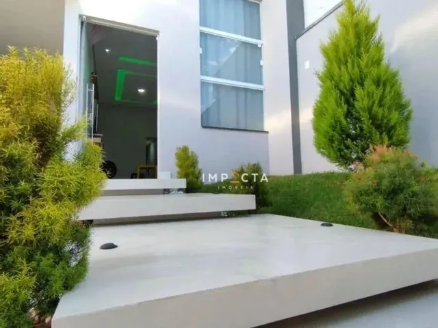 Imagem: Casa com 3 Dormitórios À Venda, 128 M²