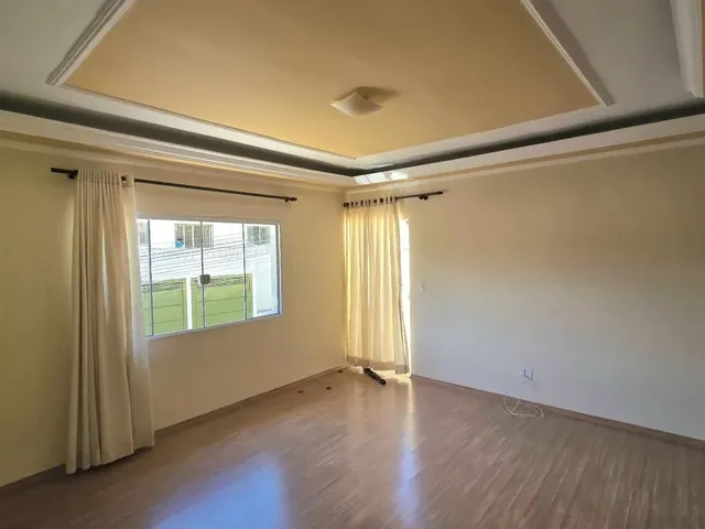 Imagem 13: ? Casa com 3 Quartos (1 Suíte) À Venda na Vila Nova - 5 Minutos do Centro!