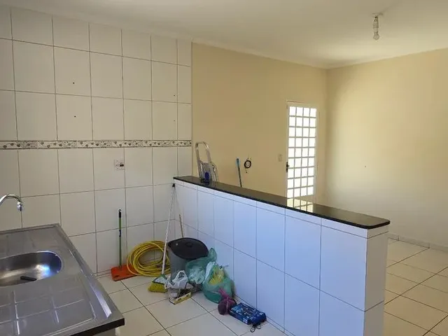Imagem 2: ? Casa com 3 Quartos (1 Suíte) À Venda na Vila Nova - 5 Minutos do Centro!