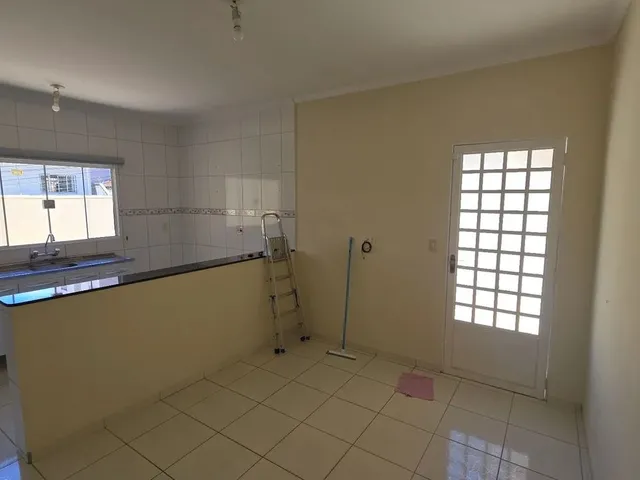 Imagem 6: ? Casa com 3 Quartos (1 Suíte) À Venda na Vila Nova - 5 Minutos do Centro!