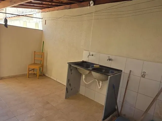 Imagem 14: ? Casa com 3 Quartos (1 Suíte) À Venda na Vila Nova - 5 Minutos do Centro!