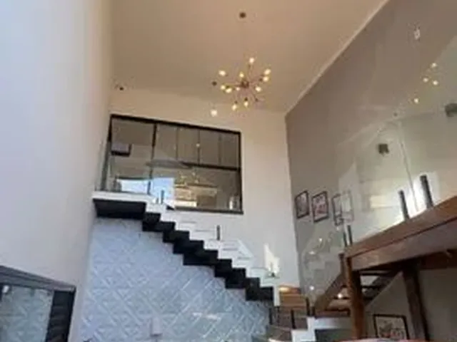 Imagem: A casa possui 3 Dormitórios, 3 Banheiros, Acomodam 5