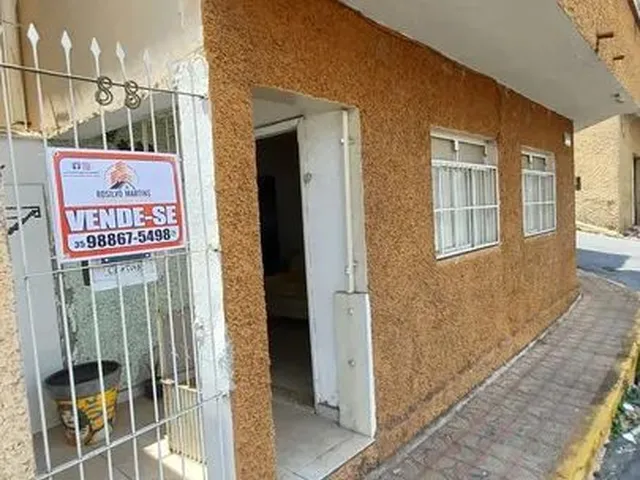 Imagem: Casa a Venda no Centro de Varginha Mg