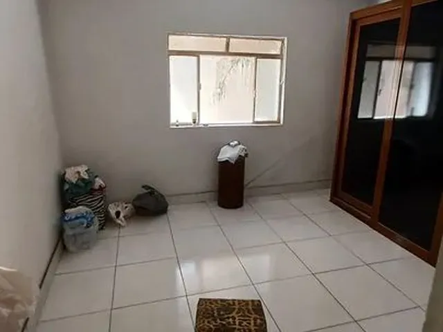 Imagem 2: Casa a Venda no Centro de Varginha Mg