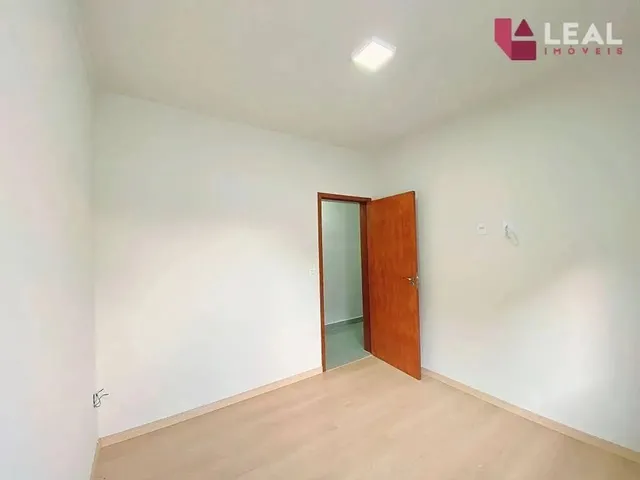 Imagem 9: Casa com 3 Dormitórios À Venda, 114 M² por R$ 530.000,00 - Pousada do Sol - Pouso