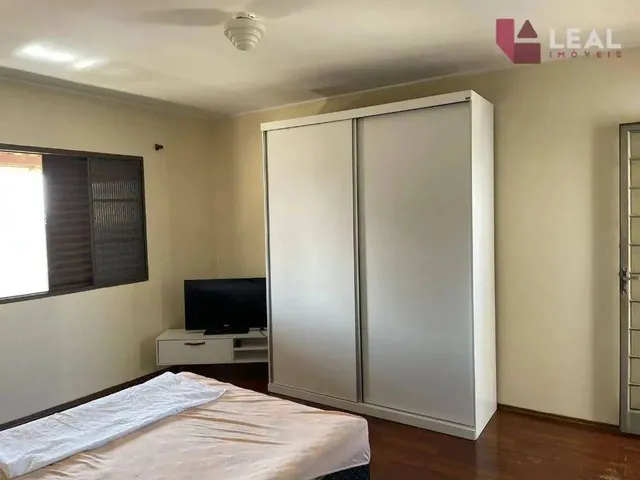 Imagem 11: Casa com 4 Dormitórios À Venda, 309 M² por R$ 900.000,00 - Centro - Pouso Alegre/Mg