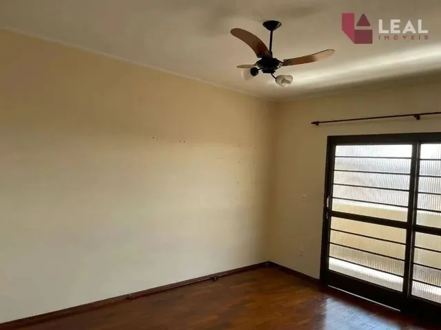 Imagem 2: Casa com 4 Dormitórios À Venda, 309 M² por R$ 900.000,00 - Centro - Pouso Alegre/Mg