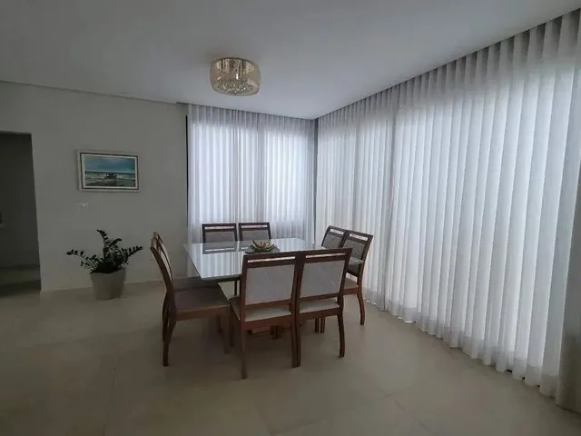 Imagem: Casa À Venda com 3 Quartos, no Parque Portugal!