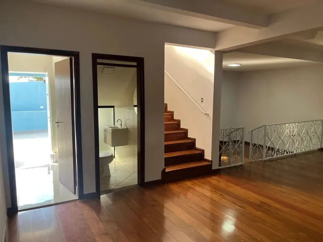 Imagem 3: Bancários Casa com 4 dormitórios