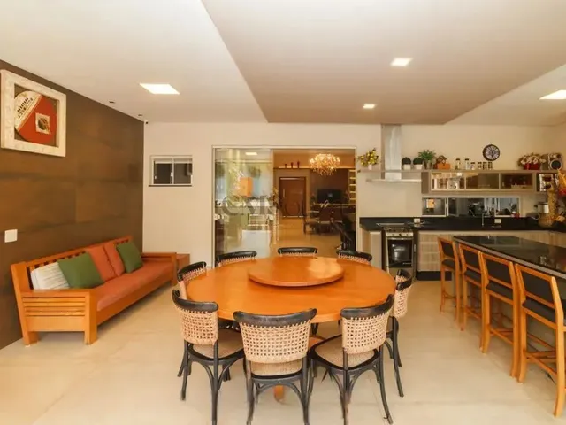Imagem 12: Casa Mobiliada À Venda E/Ou para Locação no Condomínio Pitanguá 4 Quartos (3