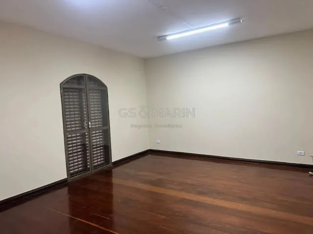 Imagem 4: Casa para Alugar em Londrina, Bancários, com 3 Quartos, com 220 M²