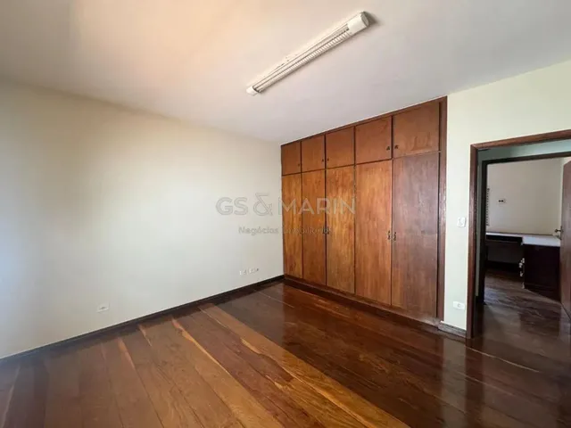 Imagem 12: Casa para Alugar em Londrina, Bancários, com 3 Quartos, com 220 M²