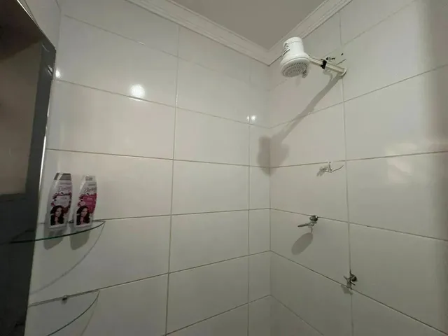 Imagem 10: Linda Kitnet Localizada no Bairro Residencial Veneza, Próximo À Avenida Robert Koch