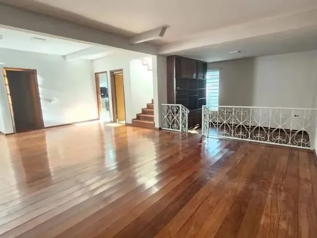 Imagem 11: Casa para Alugar em Londrina, Bancários, com 5 Quartos, com 450 M²