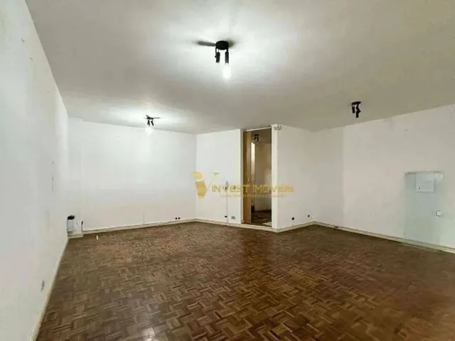 Imagem 15: Casa com com 4 Quartos e 261M² para Alugar