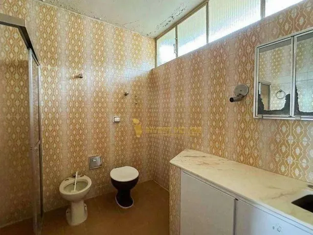 Imagem 6: Casa com com 4 Quartos e 261M² para Alugar