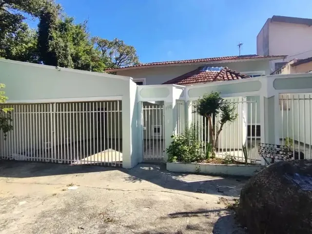 Imagem: Casa para Venda em Centro com 3 Quartos