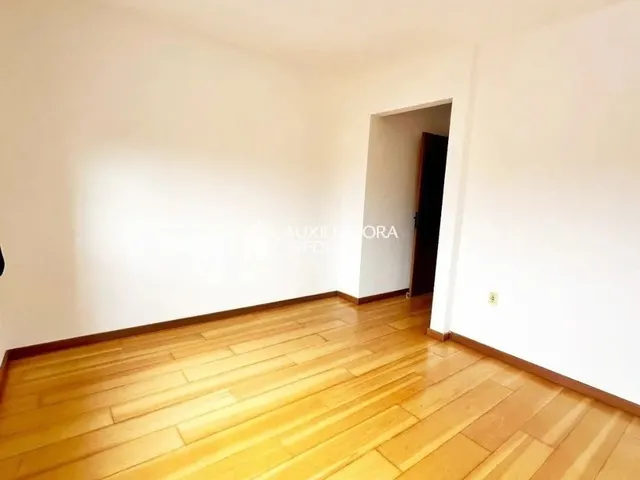 Imagem 2: Apartamento 2 Dormitórios (C/ Suíte) e 1 Vaga no Residencial Costa do Sol - Vila