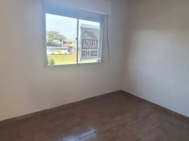 Imagem 12: Imóvel para Aluguel Possui 65 Metros Quadrados com 2 Quartos em Rubem Berta - Porto