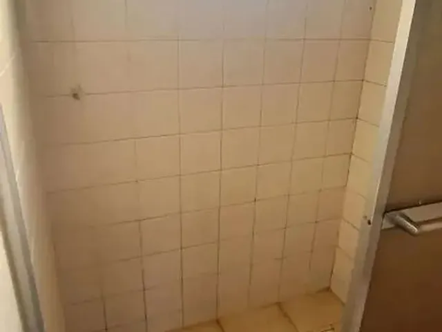 Imagem 8: Imóvel para Aluguel Possui 65 Metros Quadrados com 2 Quartos em Rubem Berta - Porto