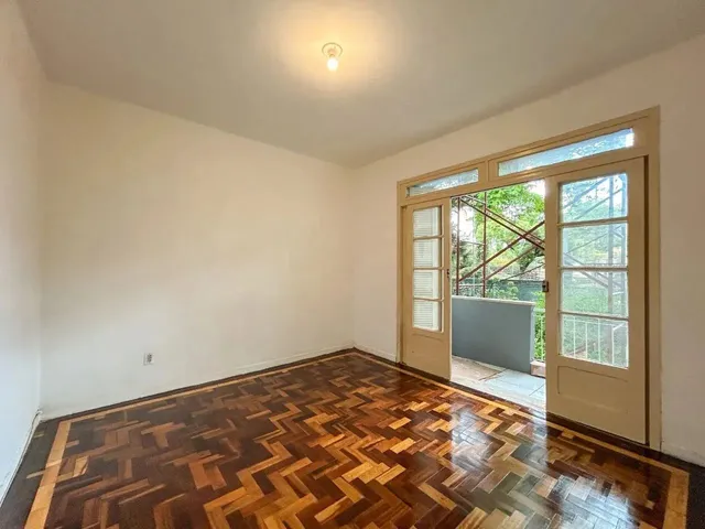 Imagem: Apartamento de 02 Dormitorios com Sacada