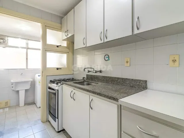 Imagem 15: Apartamento com 3 Dormitórios, Sendo 1 Suíte, e 1 Vaga de Garagem no Bairro