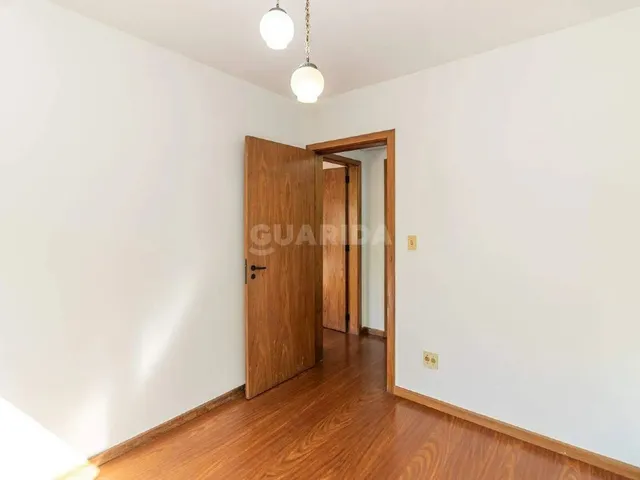 Imagem 10: Apartamento com 3 Dormitórios, Sendo 1 Suíte, e 1 Vaga de Garagem no Bairro