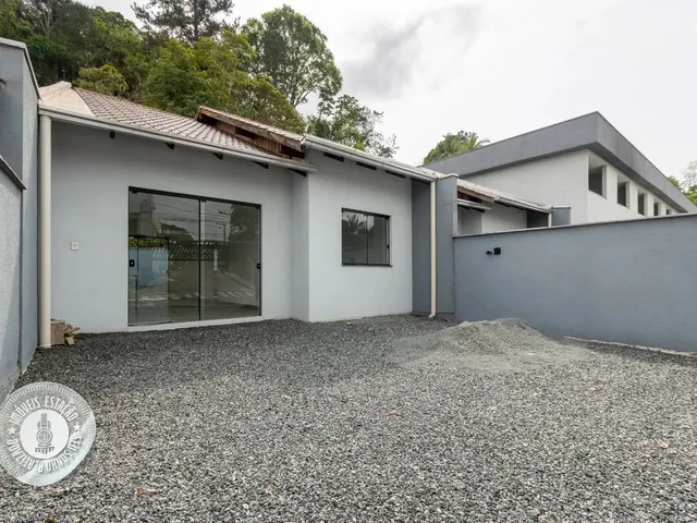 Imagem: Venda - Casa Térrea no Bairro Itoupava