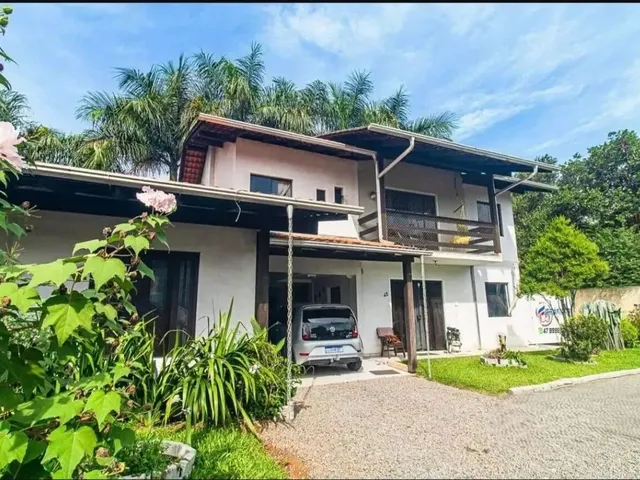 Imagem: Residência Versátil À Venda em Blumenau-Sc