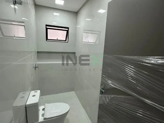 Imagem 7: Casa Térrea Nova com 3 Quartos, 1 Suíte, 2 Vagas com Ótimo Terreno no Rio Pequeno!!