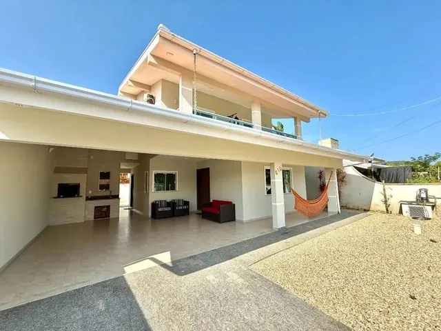Imagem: Casa com 4 Dormitórios no Gravatá de Navegantes