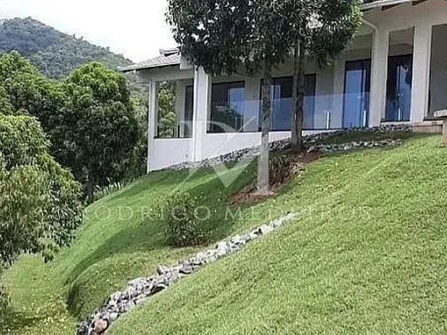 Imagem: Casa com 3 Suítes À Venda no Recanto dos