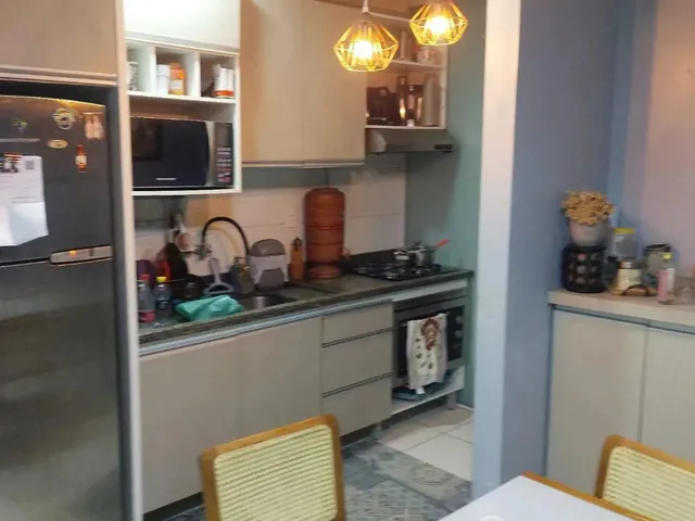 Imagem: O apartamento possui 3 Dormitórios, 1 Banheiro, 1 Vaga na
